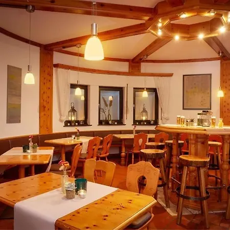 Derichsweiler Hof Szálloda 4*